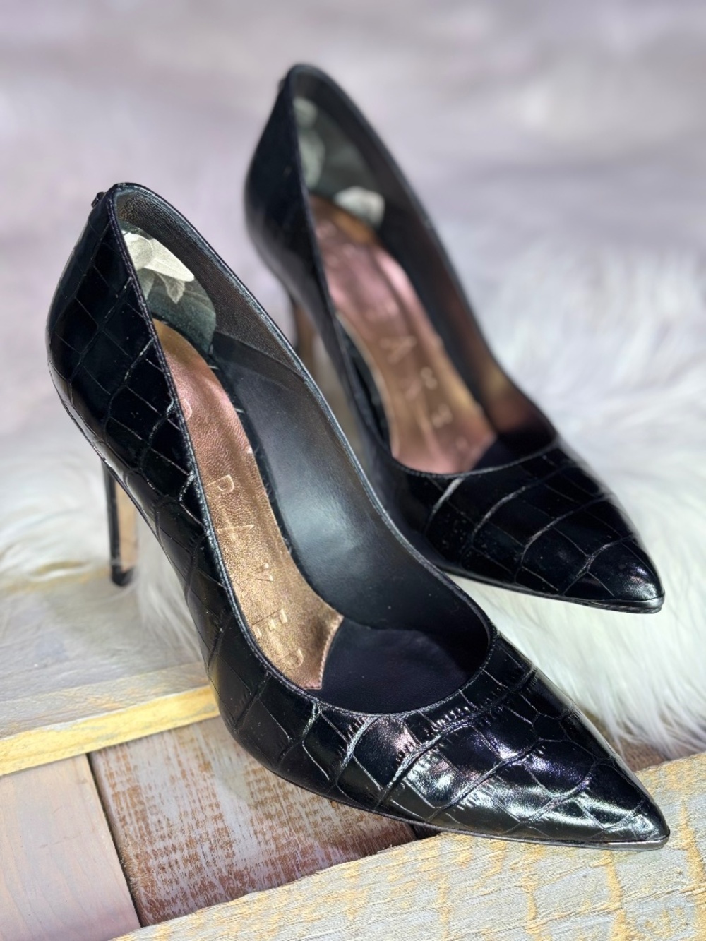 Rare! NWOT [Ted Baker] Black Crocodile Leather 4" Stiletto High Heels | 36 · 5.5